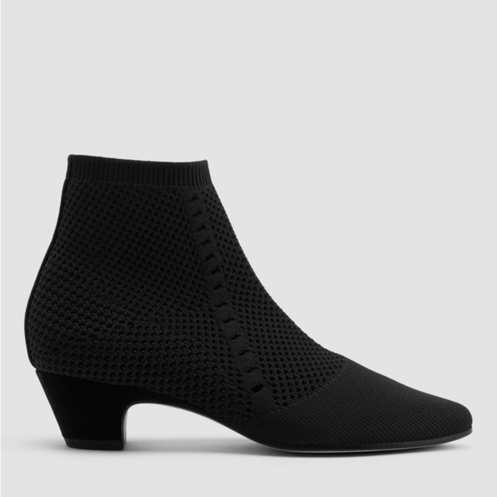 Eileen Fisher Black Textured Ankle Boots